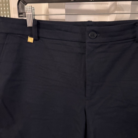 LAUREN RALPH LAUREN WOMENS NAVY BLUE SHORTS STRETCH  SIZE 14 - Picture 2 of 12